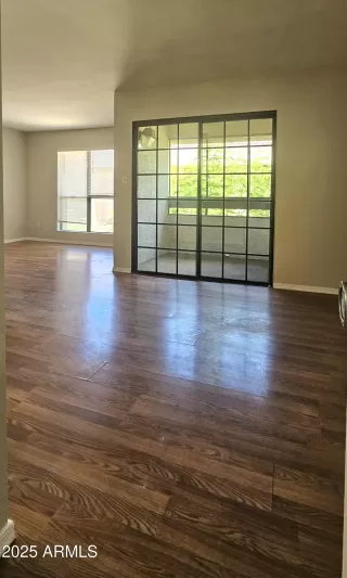 Photo #5: 6883563 Listing 