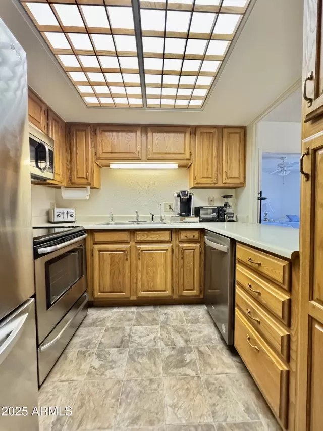 MLS: 6883693 Condo For Sale