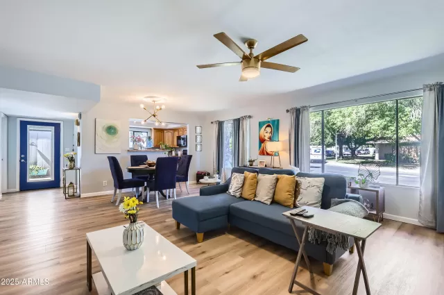 MLS: 6883723 Condo For Sale