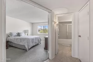 Photo #4: 6883872 Listing 