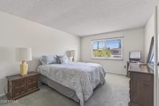 Photo #5: 6883872 Listing 