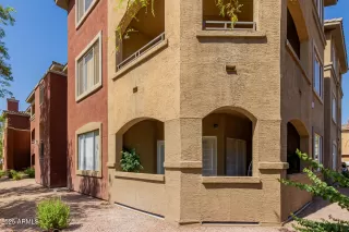 Photo #3: 6883924 Listing