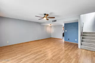 Photo #2: 6884184 Listing 