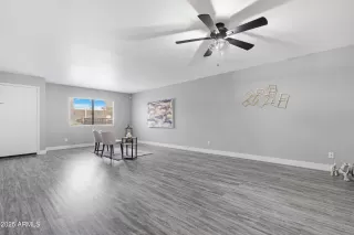 Photo #6: 6884233 Listing