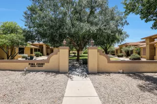 Photo #4: 6884430 Listing 