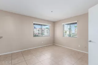 Photo #3: 6884490 Listing