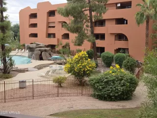 Photo #1: 6884565 Listing 