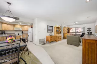 Photo #2: 6884565 Listing 