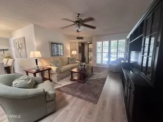 Photo #5: 6884596 Listing 