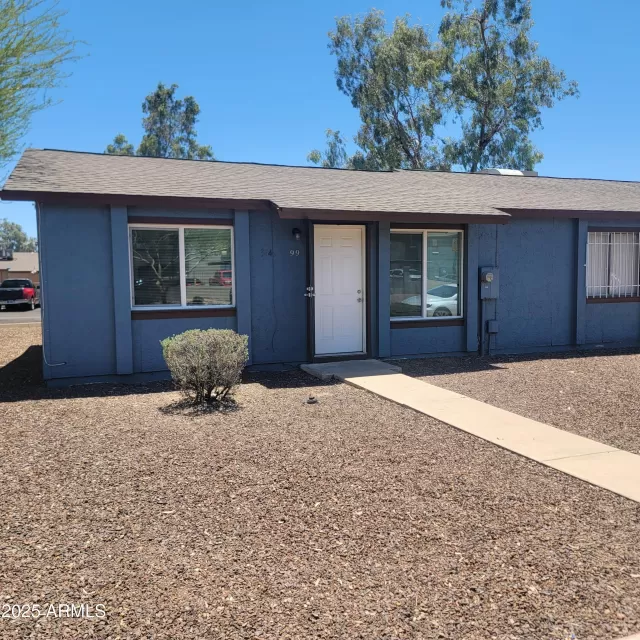 MLS: 6884762 Condo For Sale