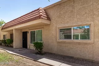 Photo #3: 6884834 Listing 