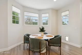 Photo #6: 6884838 Listing 