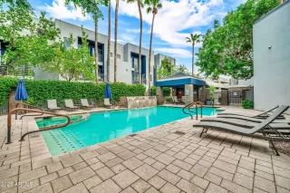 Photo #2: 6884973 Listing