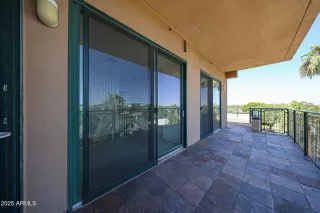 Photo #3: 6885045 Listing