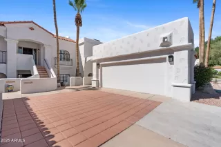 Photo #3: 6885060 Listing