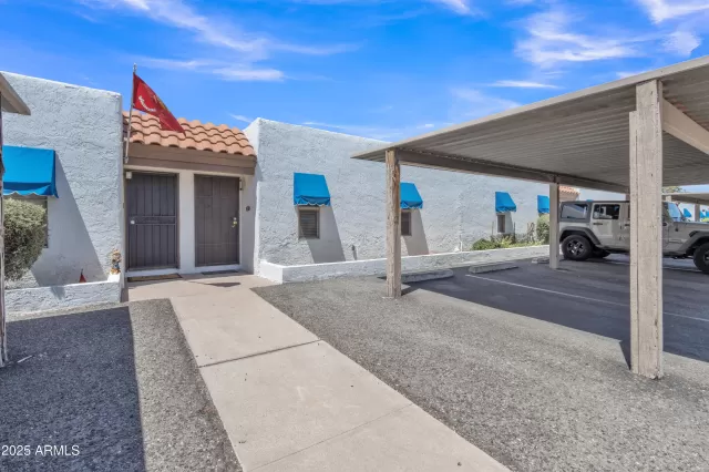 MLS: 6885147 Condo For Sale