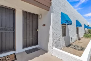 Photo #3: 6885147 Listing 