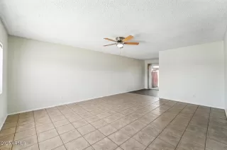 Photo #6: 6885268 Listing 