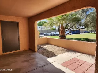 Photo #2: 6885341 Listing 