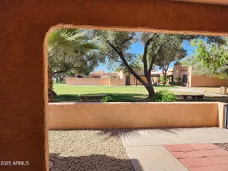 Photo #3: 6885341 Listing 