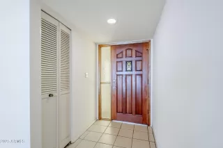 Photo #6: 6885414 Listing 