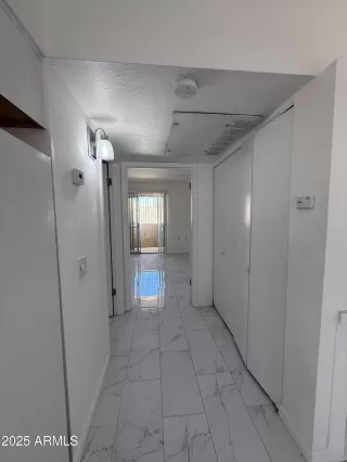 Photo #5: 6885529 Listing 