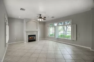 Photo #4: 6885580 Listing 