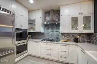 Photo #5: 6885580 Listing 