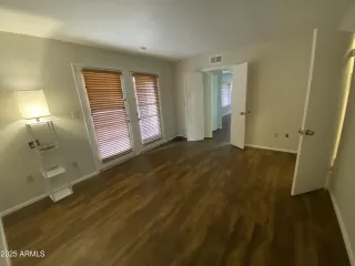 Photo #5: 6885626 Listing 