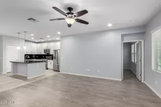 Photo #4: 6885627 Listing 