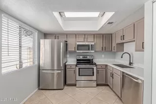 Photo #1: 6885705 Listing 