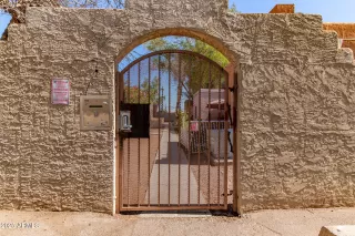 Photo #2: 6885705 Listing 