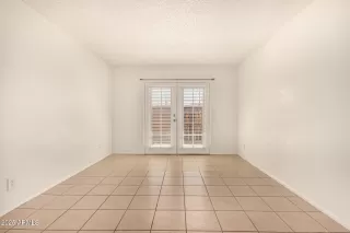 Photo #2: 6885724 Listing