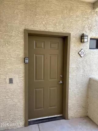 Photo #2: 6885789 Listing