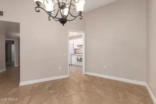 Photo #6: 6885873 Listing 