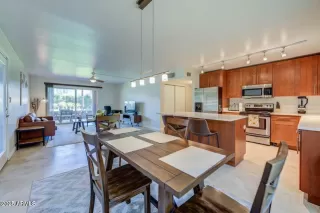 Photo #1: 6885976 Listing