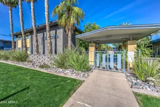 Photo #1: 6886002 Listing 