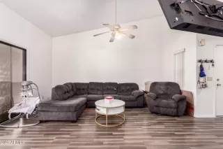 Photo #3: 6886043 Listing 