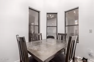 Photo #5: 6886043 Listing 