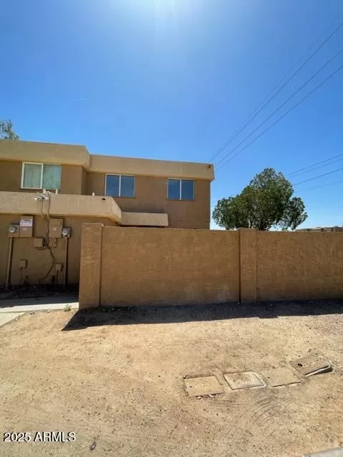 MLS: 6886153 Condo For Sale