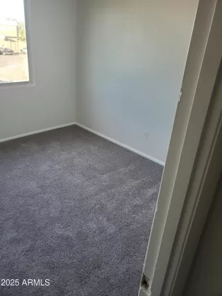 Photo #5: 6886153 Listing 