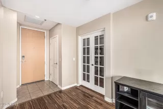 Photo #2: 6886344 Listing