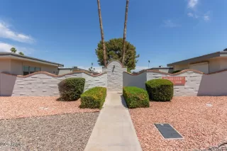 Photo #1: 6886360 Listing 