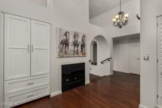 Photo #4: 6886434 Listing 