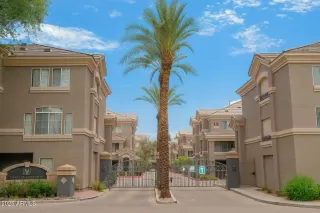 Photo #6: 6886491 Listing