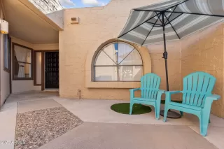 Photo #1: 6886662 Listing 