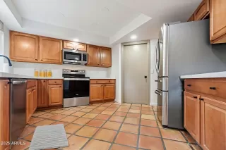 Photo #4: 6886662 Listing 