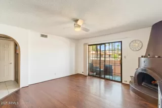 Photo #2: 6886838 Listing 