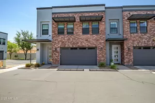 Photo #1: 6886877 Listing