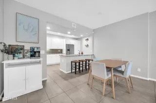 Photo #2: 6886894 Listing 